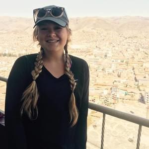 Meet your Posher, Sara